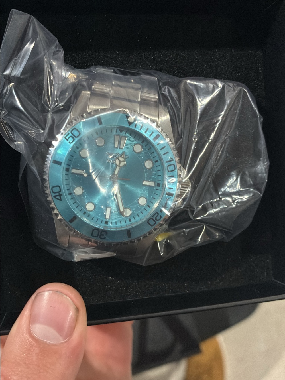 Invicta Men’s Dive-Style Watch – Aqua Blue